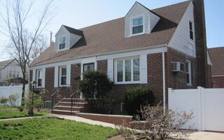 19 Oliver Ave, Valley Stream, NY 11580