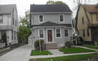 19125 113th Ave, Saint Albans, NY 11412