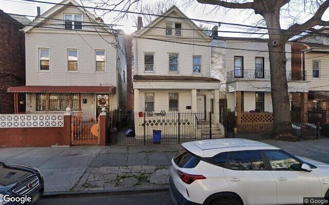 192 Ashford St #2L, Brooklyn, NY 11207