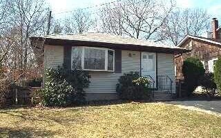 196 Burney Blvd, Mastic, NY 11950