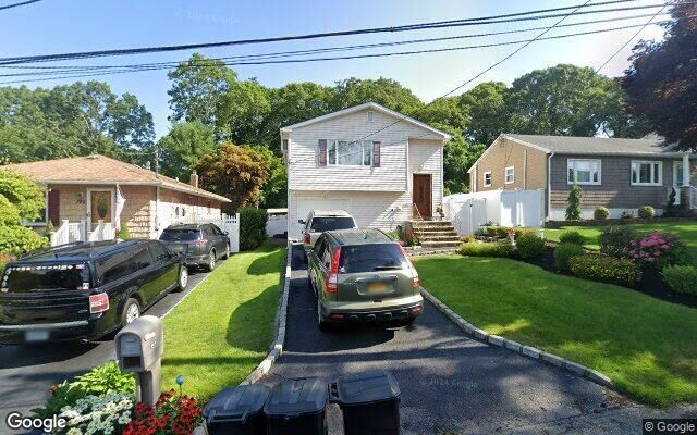 197 Ohls St, Patchogue, NY 11772