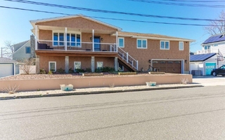 2 Harrison St, Patchogue, NY 11772 2 Harrison St, Patchogue, NY 11772