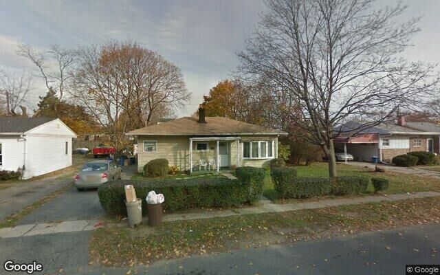 20 Emerald Ln N, Amityville, NY 11701