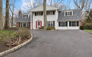 21 Wichard Blvd, Commack, NY 11725