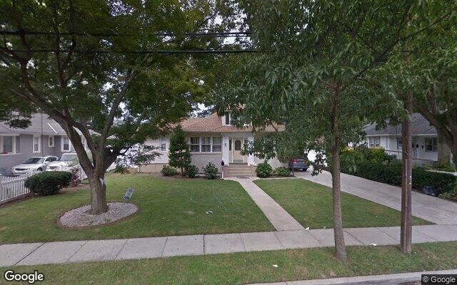 213 N Long Beach Ave, Freeport, NY 11520