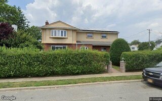 221 Park Ave, New Hyde Park, NY 11040