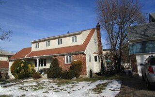 230 Pearsall Pl, Woodmere, NY 11598