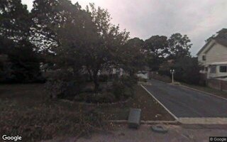 24 Golden Gate Dr, Shirley, NY 11967