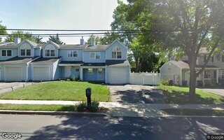 24 Smith St, Central Islip, NY 11722