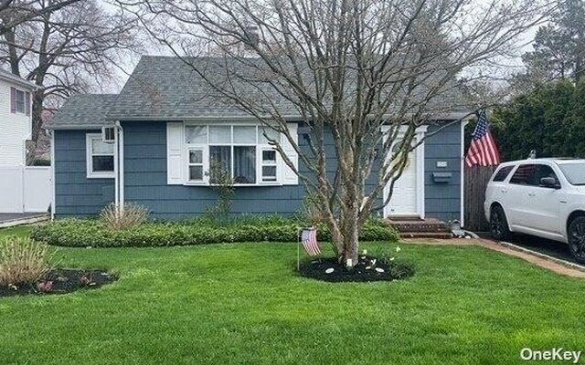 24 W 7th St, Locust Valley, NY 11560 (Yard)