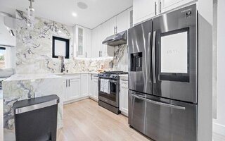 25-39 48th St, Astoria, NY 11103