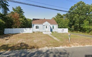 25 Nostrand Ave, Brentwood, NY 11717