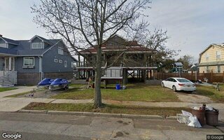 25 S Bay Ave, Amityville, NY 11701