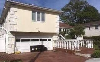 2599 Orr St, Merrick, NY 11566