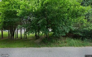 26 Raynor Rd, Ridge, NY 11961