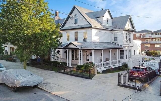 2622 E 24th St, Brooklyn, NY 11235 (Porch)