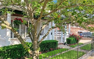 2622 E 24th St, Brooklyn, NY 11235