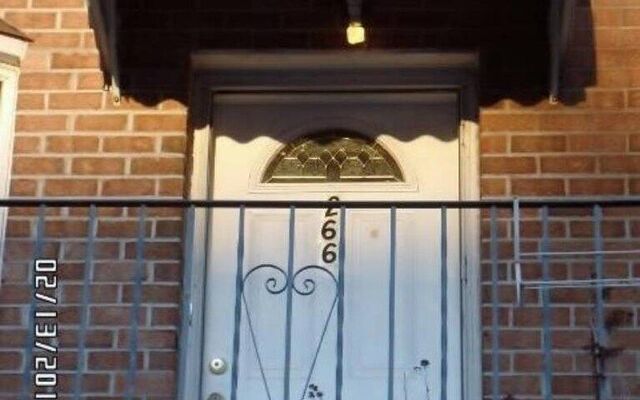 266 Swinton Ave, Bronx, NY 10465 (Patio)