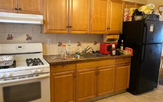 272 Huntington Ave, Bronx, NY 10465