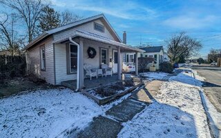 280 Champlin Pl, Greenport, NY 11944