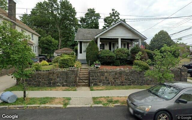 281 Sharpe Ave, Staten Island, NY 10302