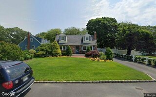 289 Sayville Blvd, Sayville, NY 11782
