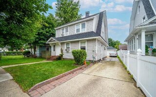 295 Washington St, Hempstead, NY 11550