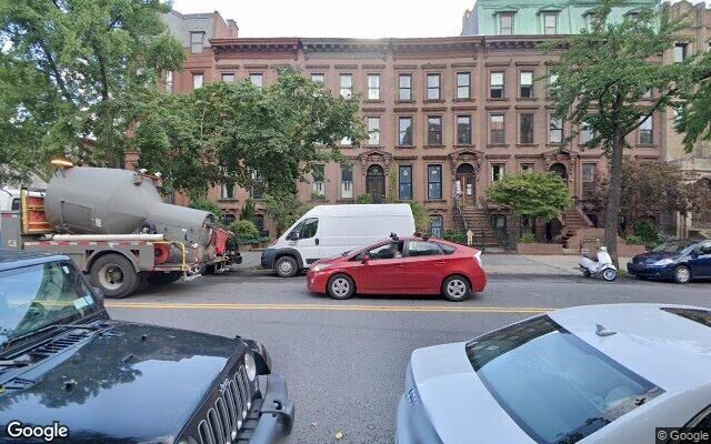 298 Washington Ave, Brooklyn, NY 11205
