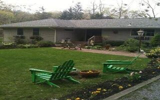 3 Brewster Ave, Northport, NY 11768