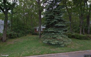 30 Sandy Ct, Lake Grove, NY 11755
