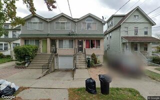 301 Harbor Rd, Staten Island, NY 10303