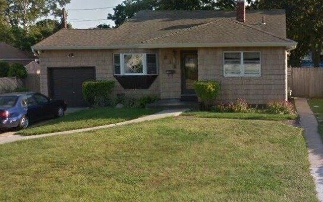 312 2nd Ave, Brentwood, NY 11717 (Yard)