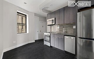 312 E 106th St, New York, NY 10029
