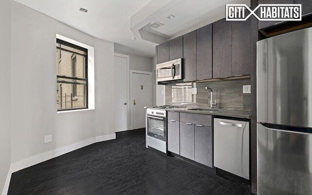 312 E 106th St, New York, NY 10029