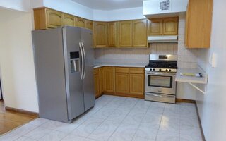 32-19 68th St, Woodside, NY 11377