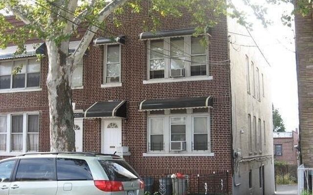 3227 Seymour Ave, Bronx, NY 10469