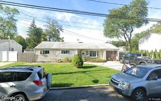 33 Codman St, Brentwood, NY 11717