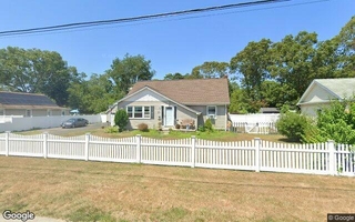33 Lillian Pl, Patchogue, NY 11772 33 Lillian Pl, Patchogue, NY 11772