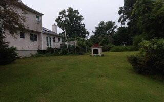 330 Baywood Dr, Calverton, NY 11933
