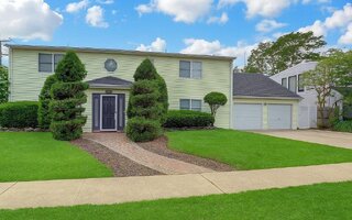 3320 Park Ave, Oceanside, NY 11572