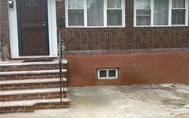 3412 Hunter Ave, Bronx, NY 10475 (House View)