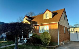 345 Hendrickson Ave, Valley Stream, NY 11580