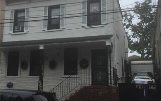 35-38 104th St, Corona, NY 11368