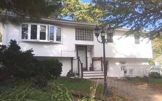 35 North St, Huntington Station, NY 11746