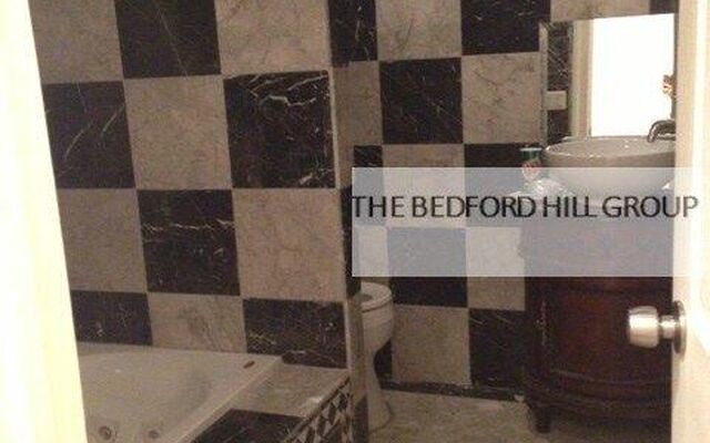 35 Vanderbilt Ave, Brooklyn, NY 11205