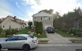 36 6th St, Westbury, NY 11590