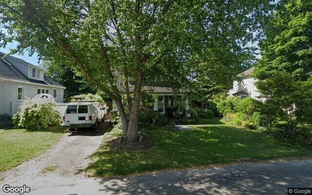 36 Erwin St, Sayville, NY 11782