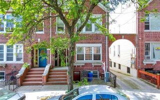 36 Parrott Pl, Brooklyn, NY 11228