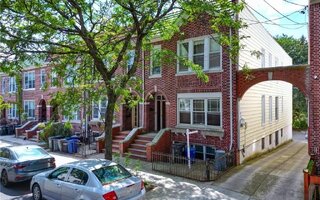 36 Parrott Pl, Brooklyn, NY 11228