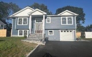 37 Ruland Rd, Selden, NY 11784